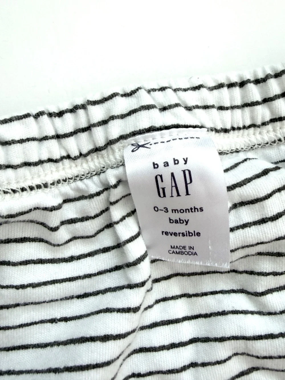 Baby Gap Reversible Pants Light Gray Polka Dots Stripes Size 0-3M Gender Neutral